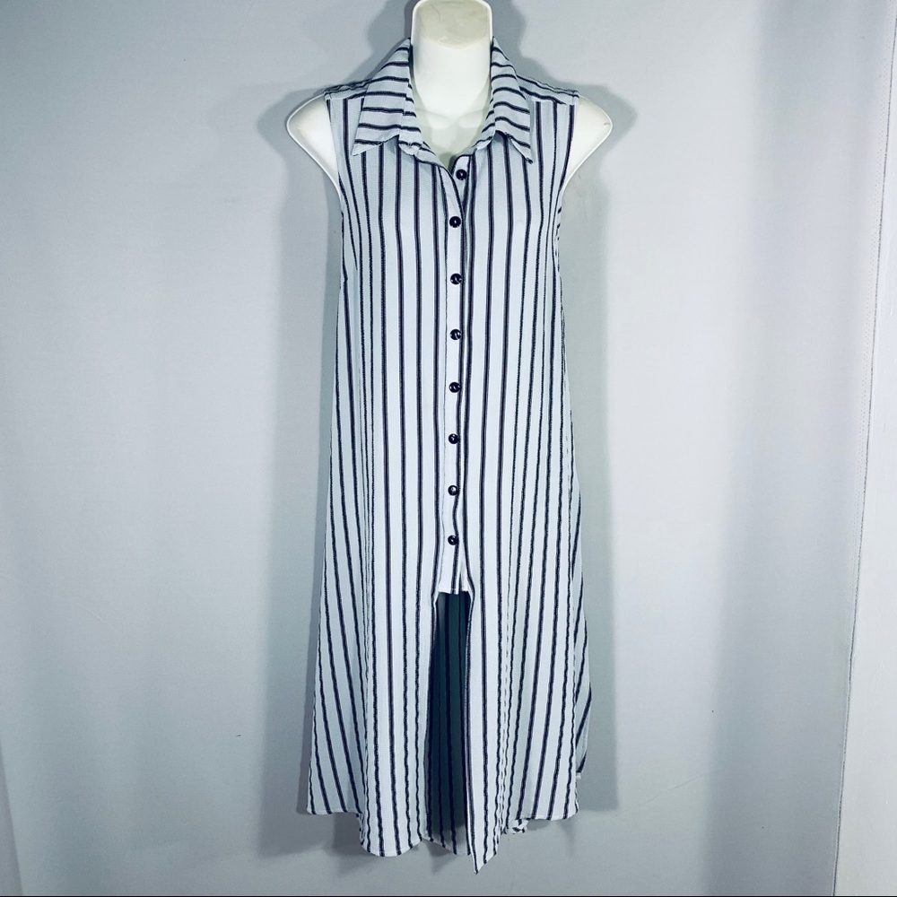 Striped Midi length Sleeveless Shirt